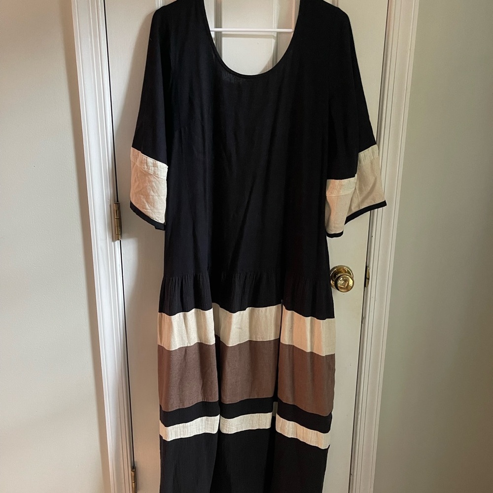Free People Black and Cream Dolman Sleeve Dress